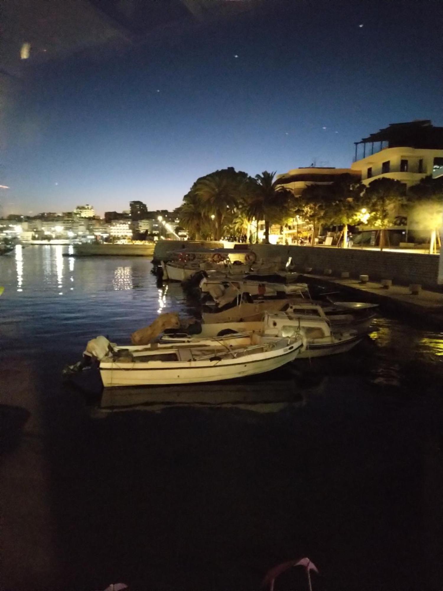 Amazing Sea City View Apartment Sarandë Exterior foto